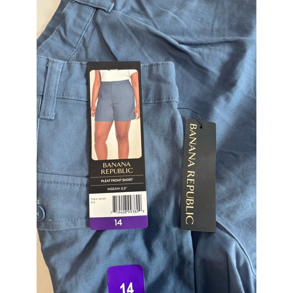 NWT Banana Republic Women's Pleat Front Shorts, Blue, Size 14 - Picture 4 of 12